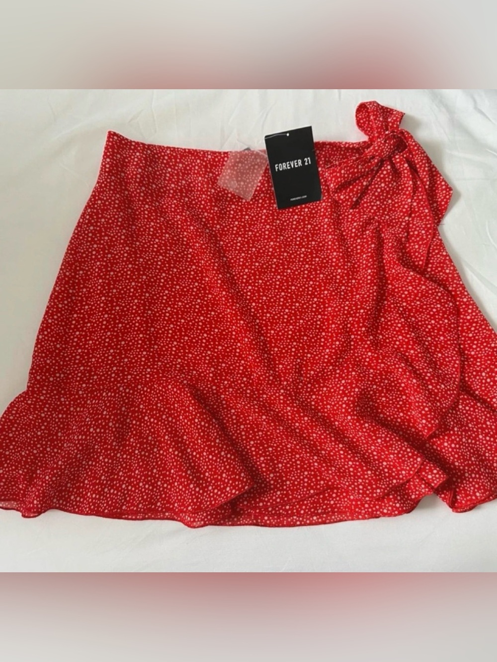 Forever 21 Red Microdot Tie-Waist Skater Skirt